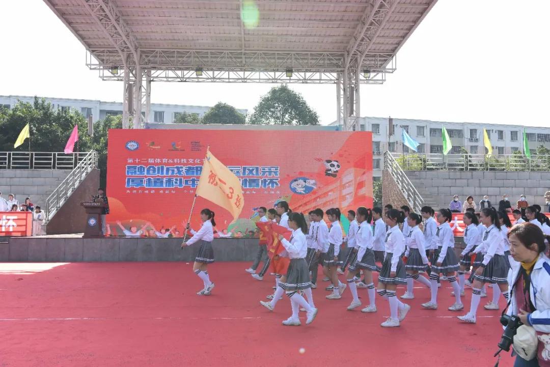 机器人在技能大赛上尬舞,世界机器人舞冠军挑战赛