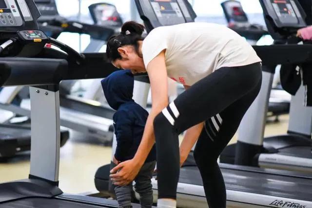 女排队长身高,女排队员男友最萌身高差