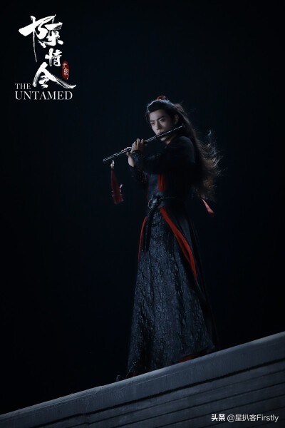 何昶希张逸杰版陈情令,何昶希陈情令落泪对比