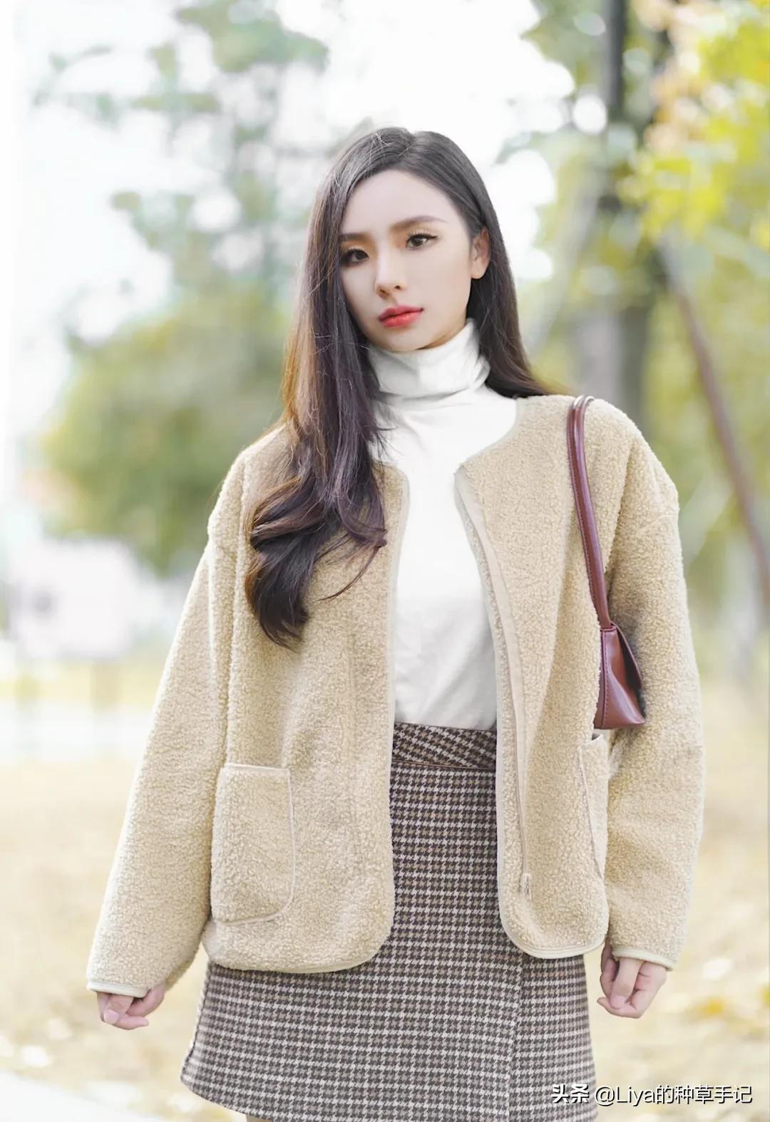 奶茶色穿上老气吗,奶茶色特别适合夏天穿搭