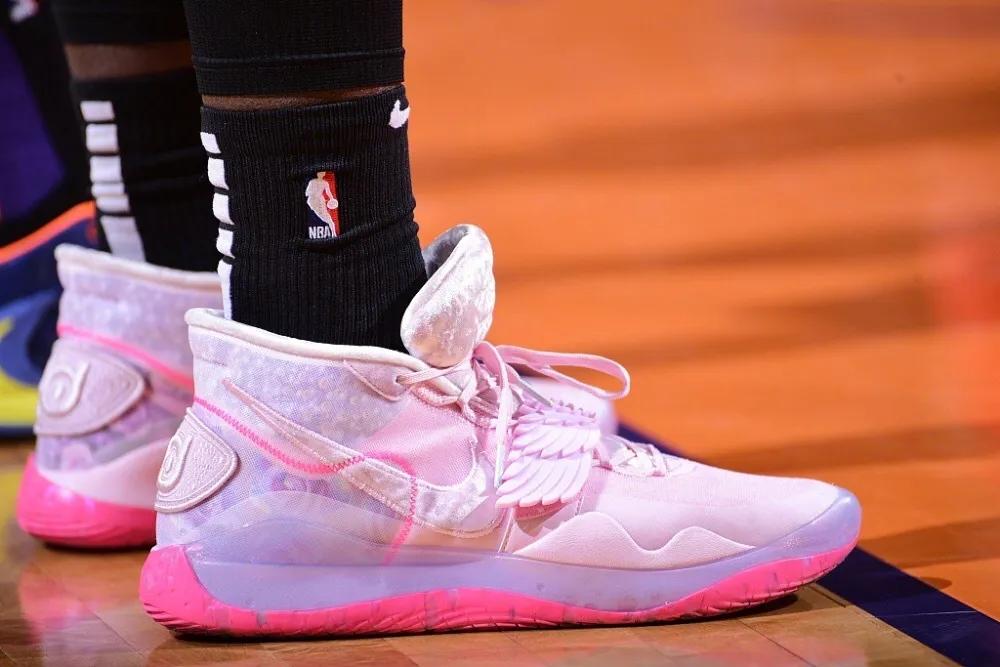 nba球员上脚篮球鞋品牌占比,nba球星上脚最多的球鞋排行榜