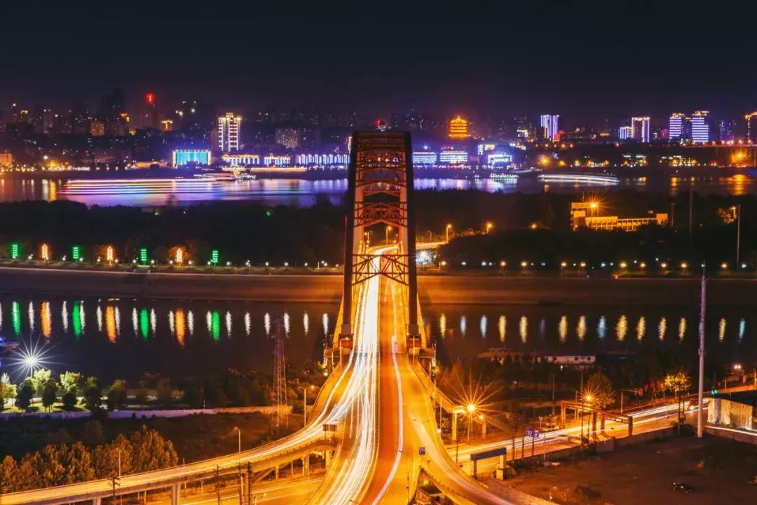 武汉均薪都8229元了，你为什么只能拿3000元的工资