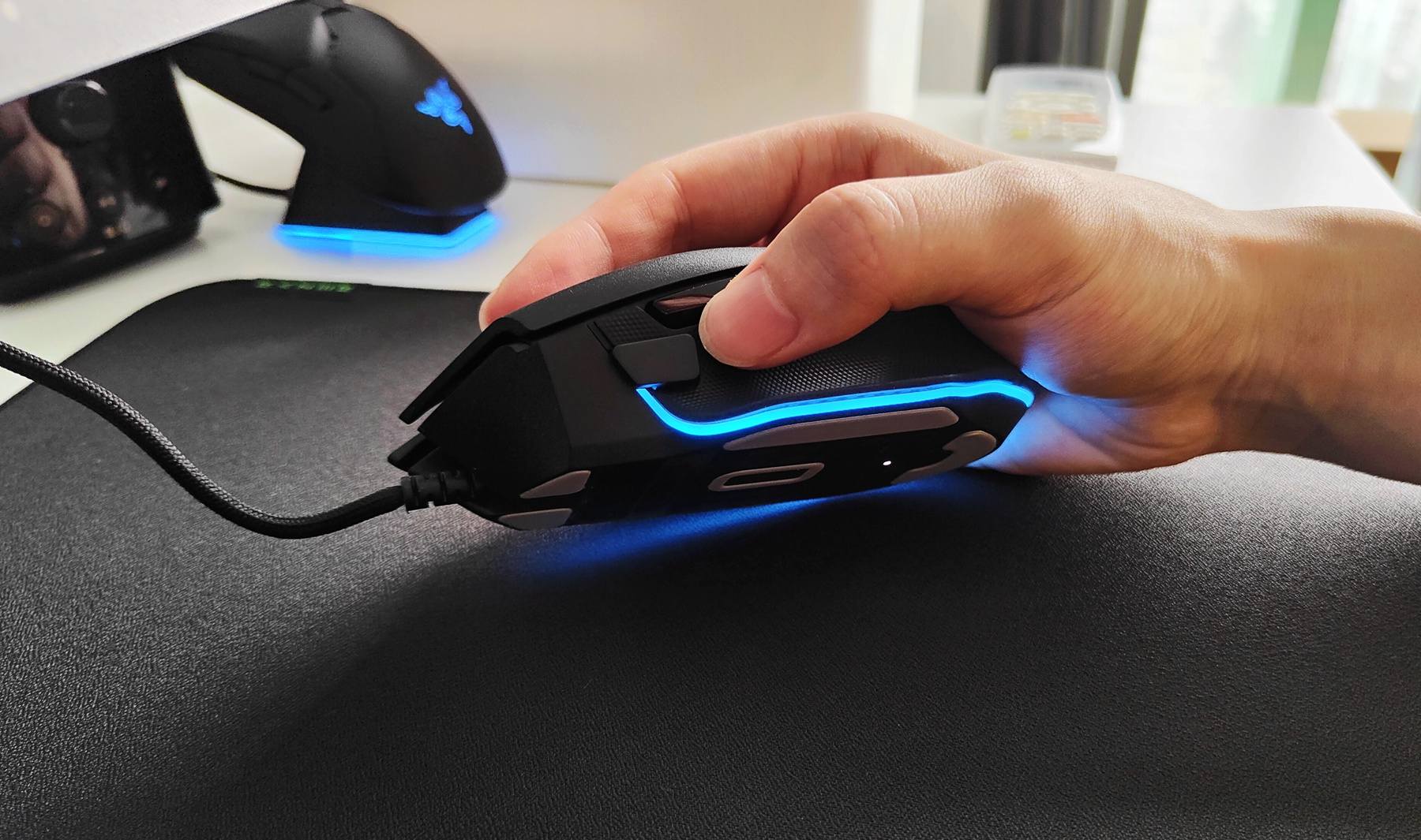 雷蛇巴塞利斯蛇v3鼠标设置,雷蛇巴塞利斯蛇v2鼠标使用说明