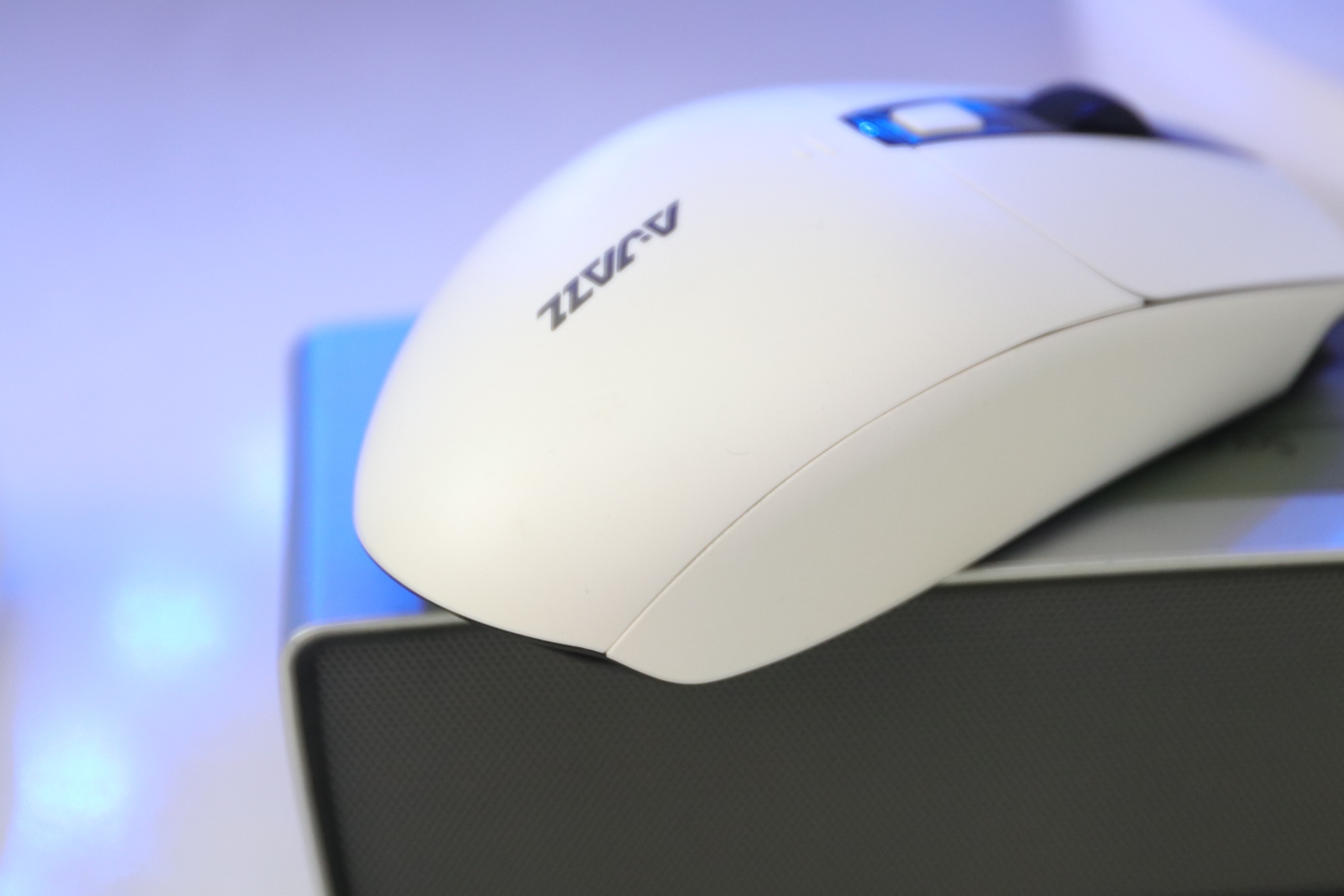 英菲克无线鼠标是国产的吗,既能有线又能无线电竞鼠标推荐