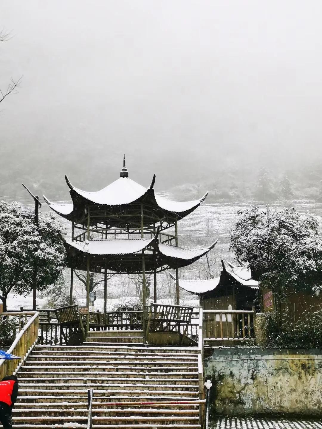 遵义金鼎山雪景,雪景景区推荐遵义