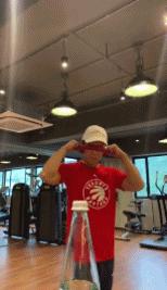 2元钱就能上热搜，“踢瓶盖挑战”燃爆抖音破14亿*放播**