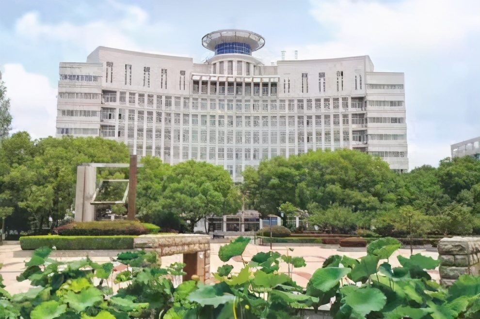 被人民日报点名的5所高校,湖北多名考生公开点名