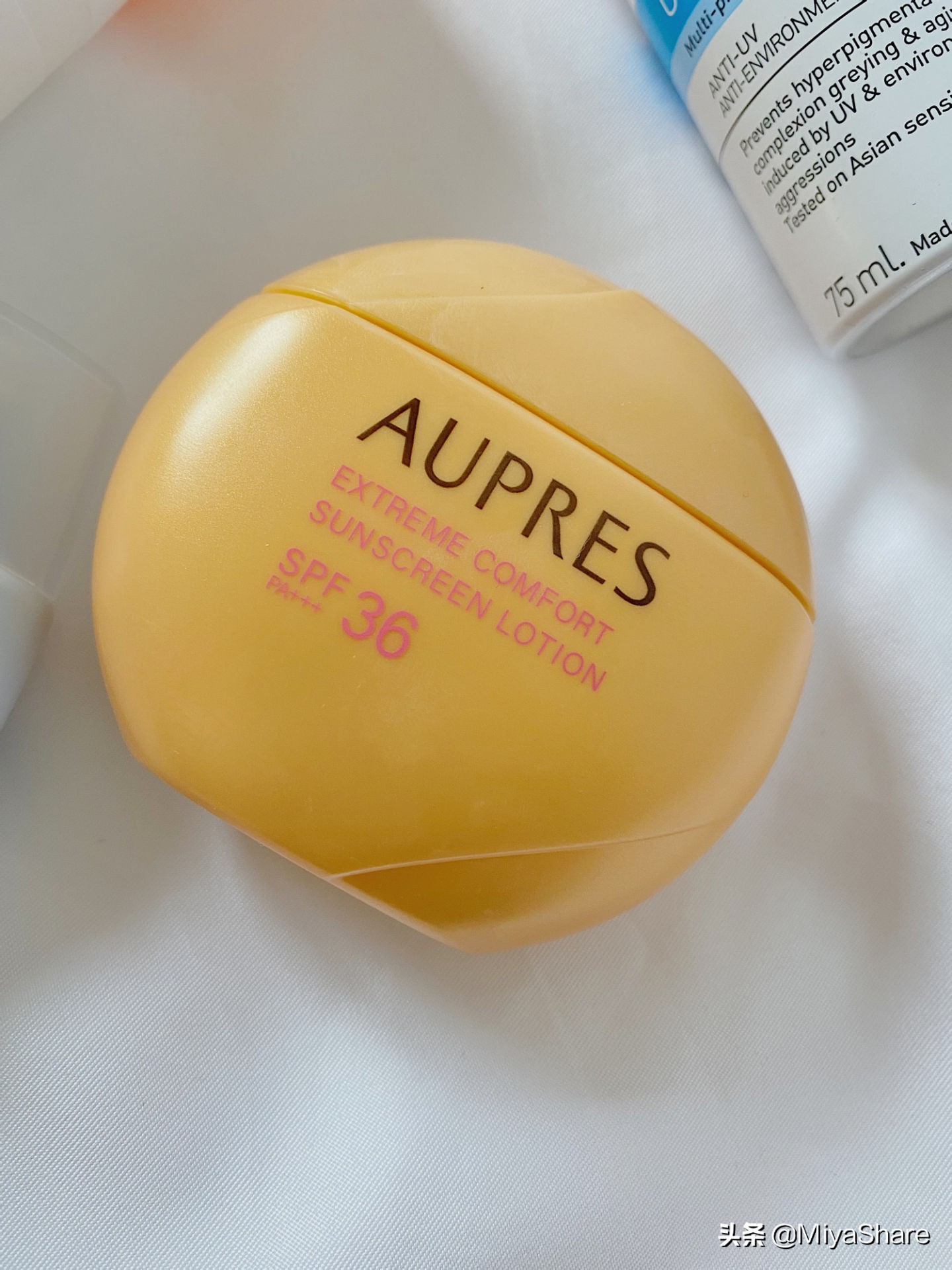 欧珀莱和黑胶带防晒霜测评,欧珀莱隔离防晒乳测评