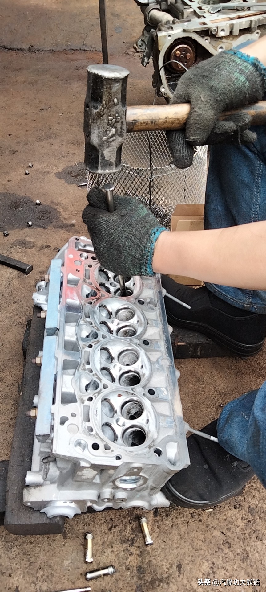 奥迪q5烧机油狂飙,奥迪q5烧机油且发动机抖动