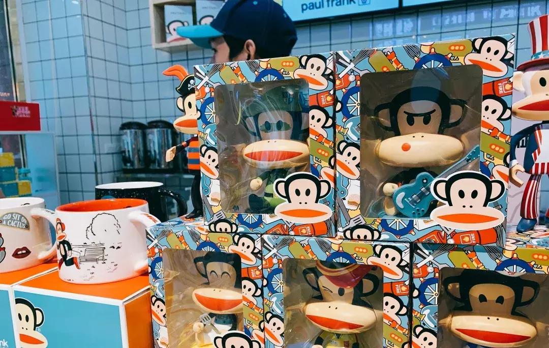 红遍全球的大嘴猴茶来鞍山啦，东北头一家，潮牌跨界好喝任性