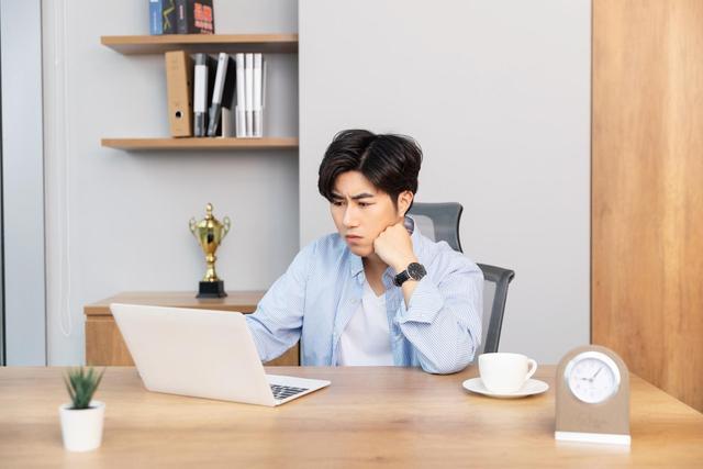 报名自考本科学信网可查吗,成人自考学信网怎么查询学籍