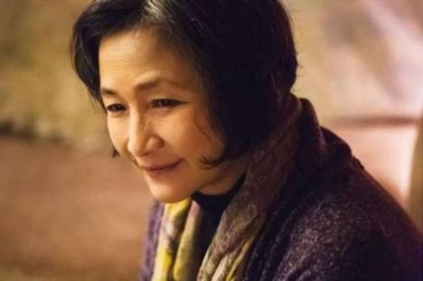 郑佩佩自曝婚姻,郑佩佩皈依佛门