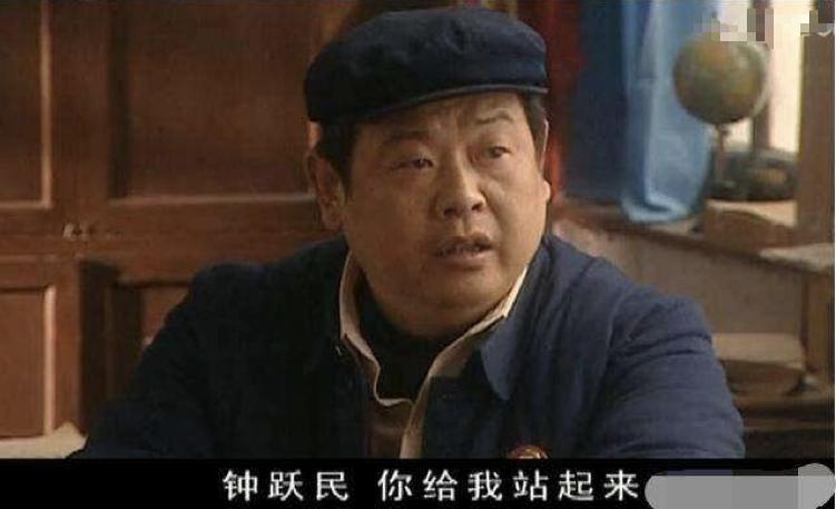 傅彪去世后冯小刚给了200万,傅彪和张国立一起演过的电影