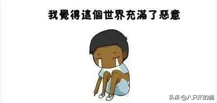 哪款美白精华能变白 (美白精华和什么搭配用比较好)