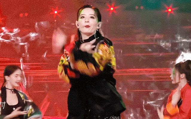 秋季换香？从姐姐们用的香水里找灵感吧