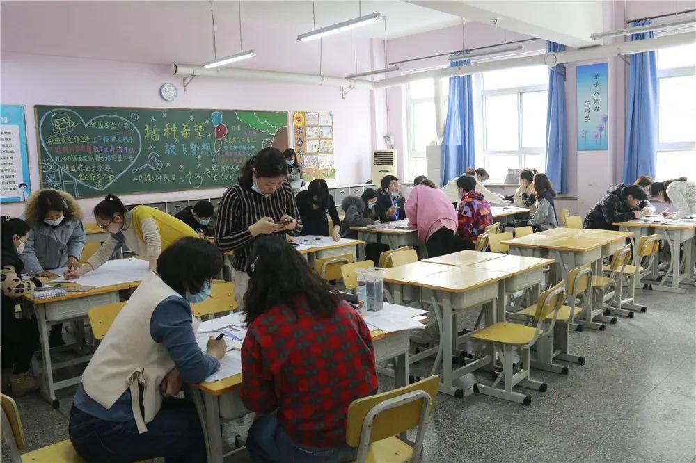 邯郸市曙光小学教学模式,邯郸市新曙光小学2014届