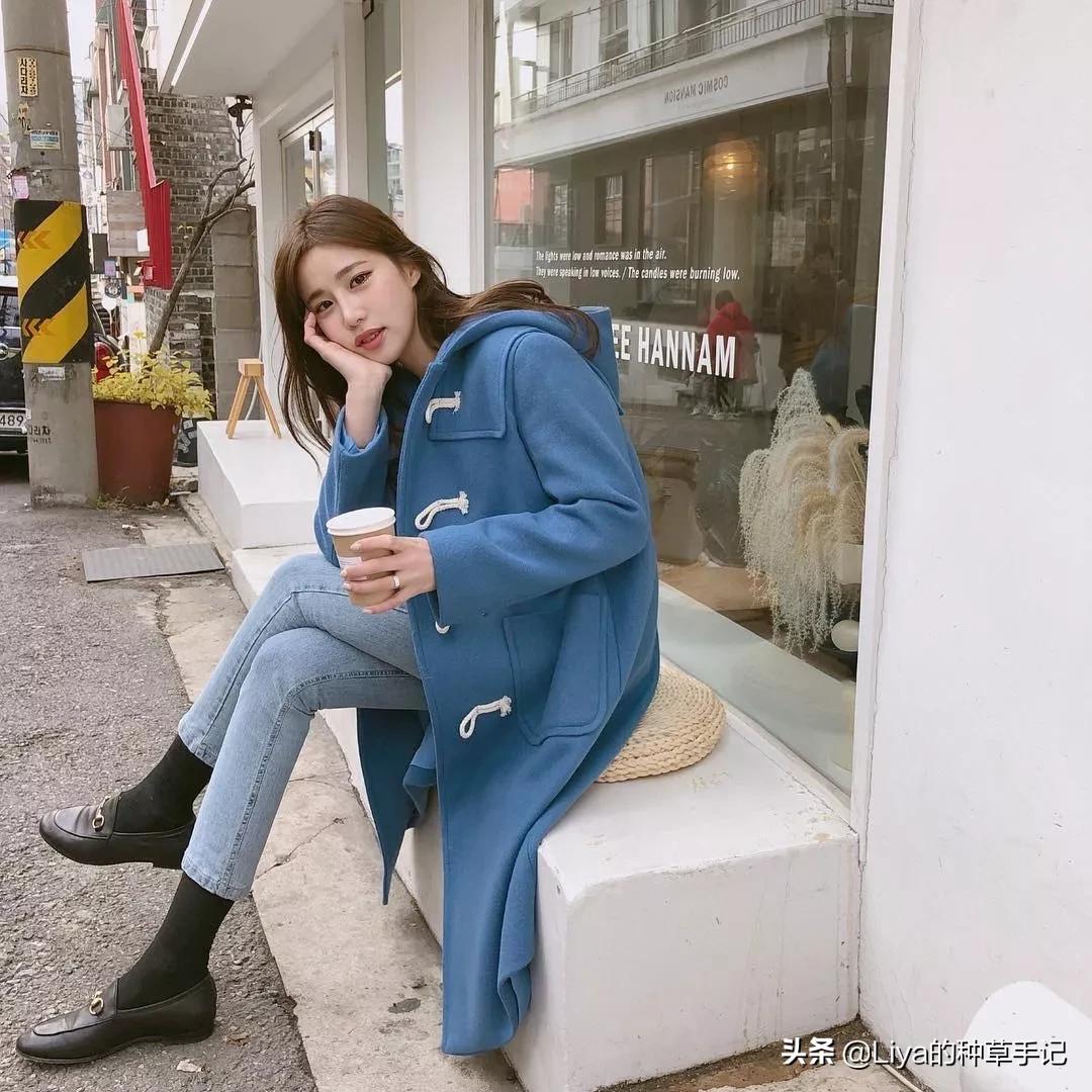 别再穿高跟鞋了，大衣+4双鞋，正火