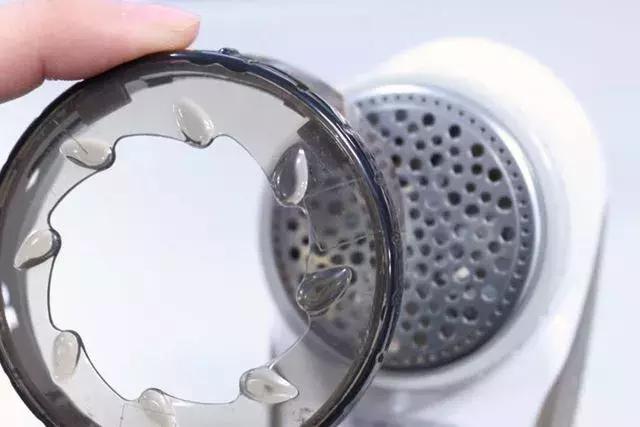 明星精致起来好吓人，花100万美金买床，20台加湿器放卧室