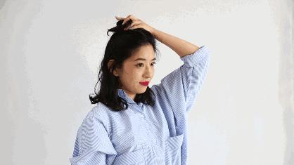 戚薇许嵩最新视频,戚薇现身许嵩演唱会全程抢热搜