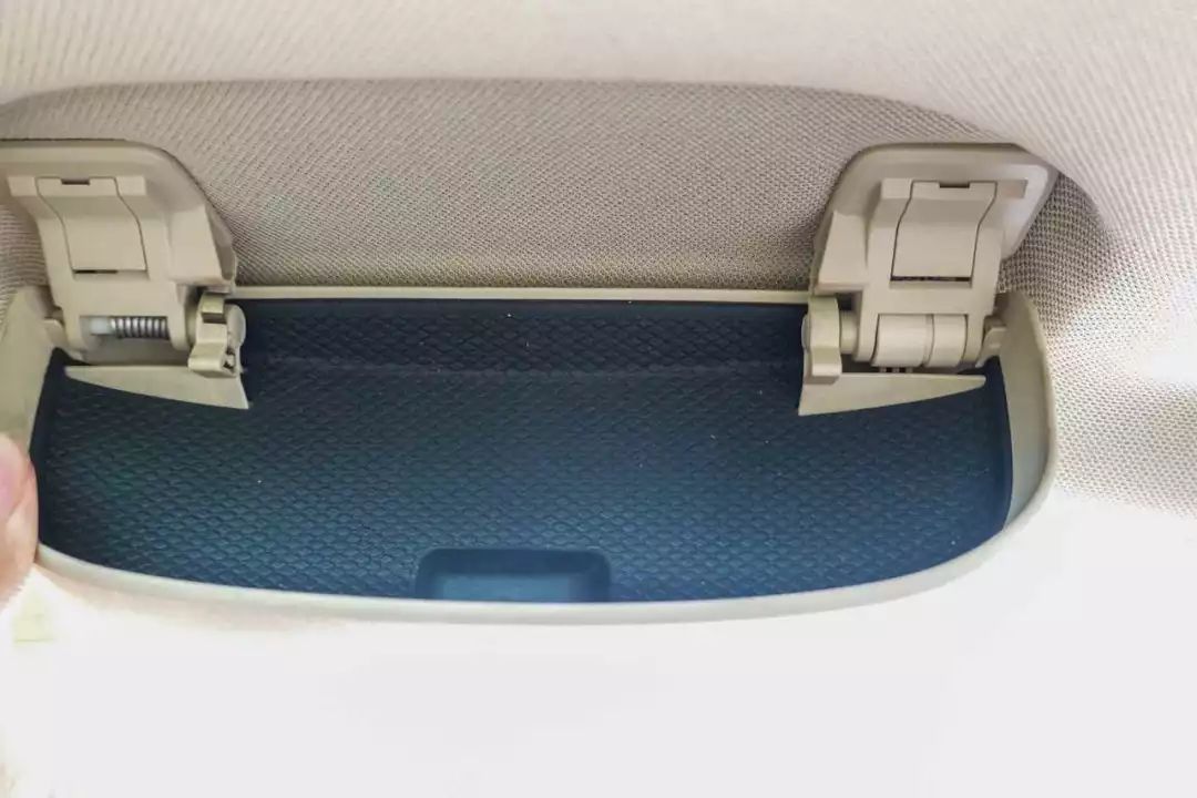 14万买奔驰C，6年只跑2万公里，收藏级