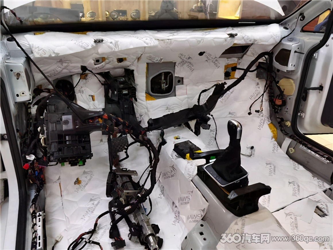 17年高尔夫1.6改装隔音,高尔夫隔音和胎噪怎么样