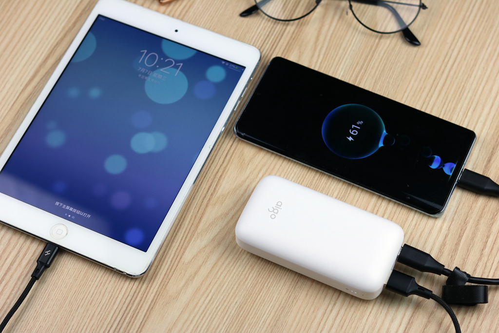 aigo充电宝大容量20000快充,aigoa10s充电宝