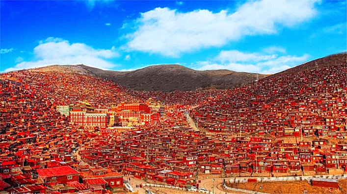 这个冬天去一趟色达,把2020年的不如意,尽数放下