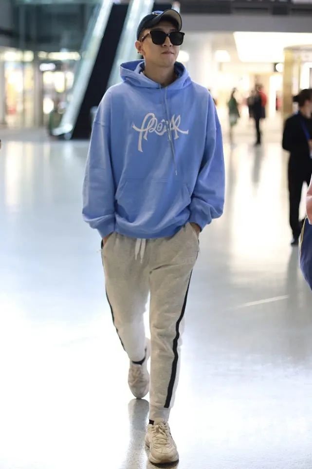 金瀚帅气军人装,金瀚颜值巅峰现代