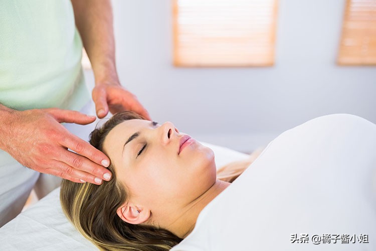 孕期失眠怎么停止胡思乱想,孕期失眠了怎么办简单解决方法