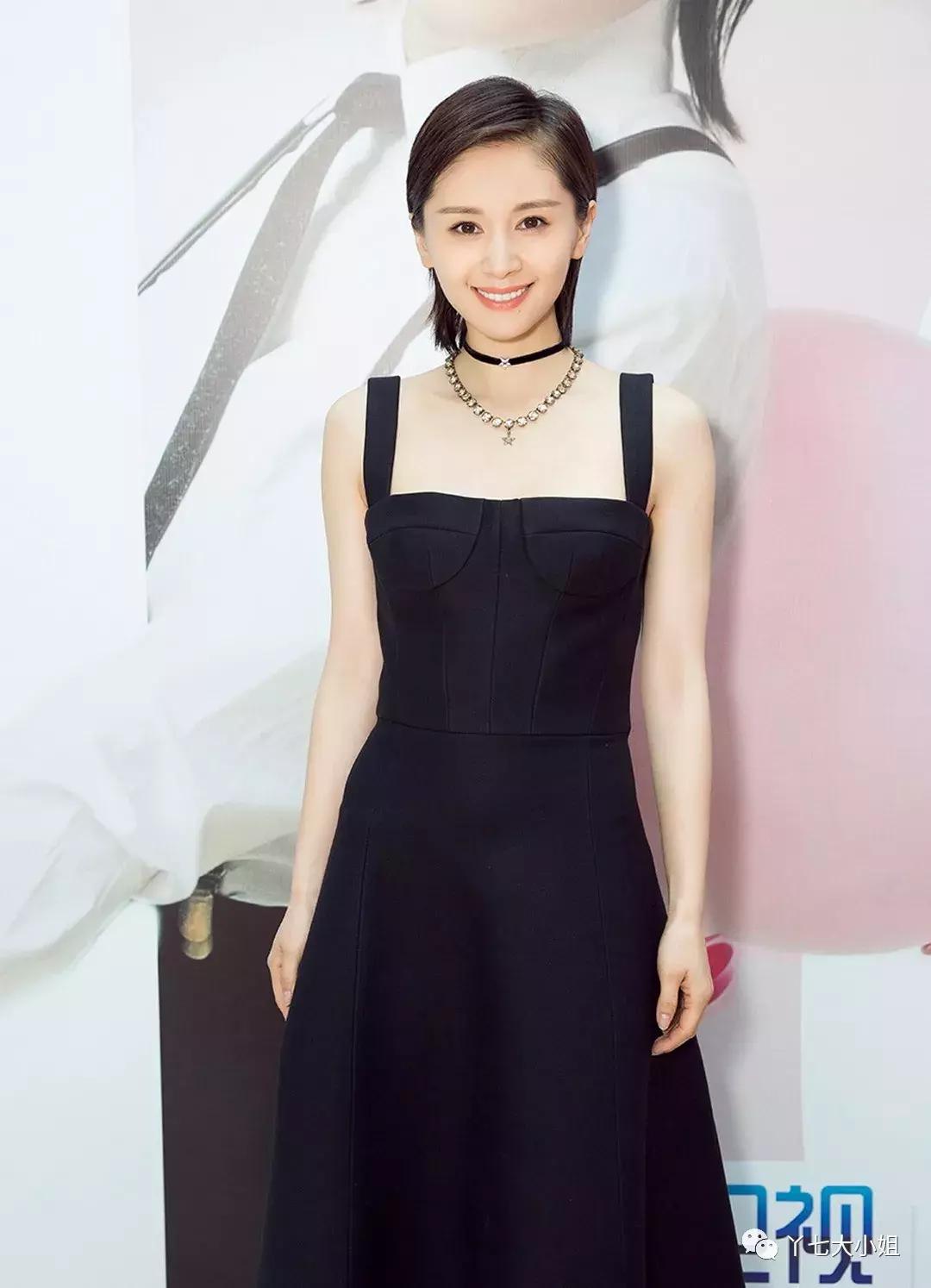 短发女孩穿什么裙子比较好看,女生短发适合穿什么样的裙子