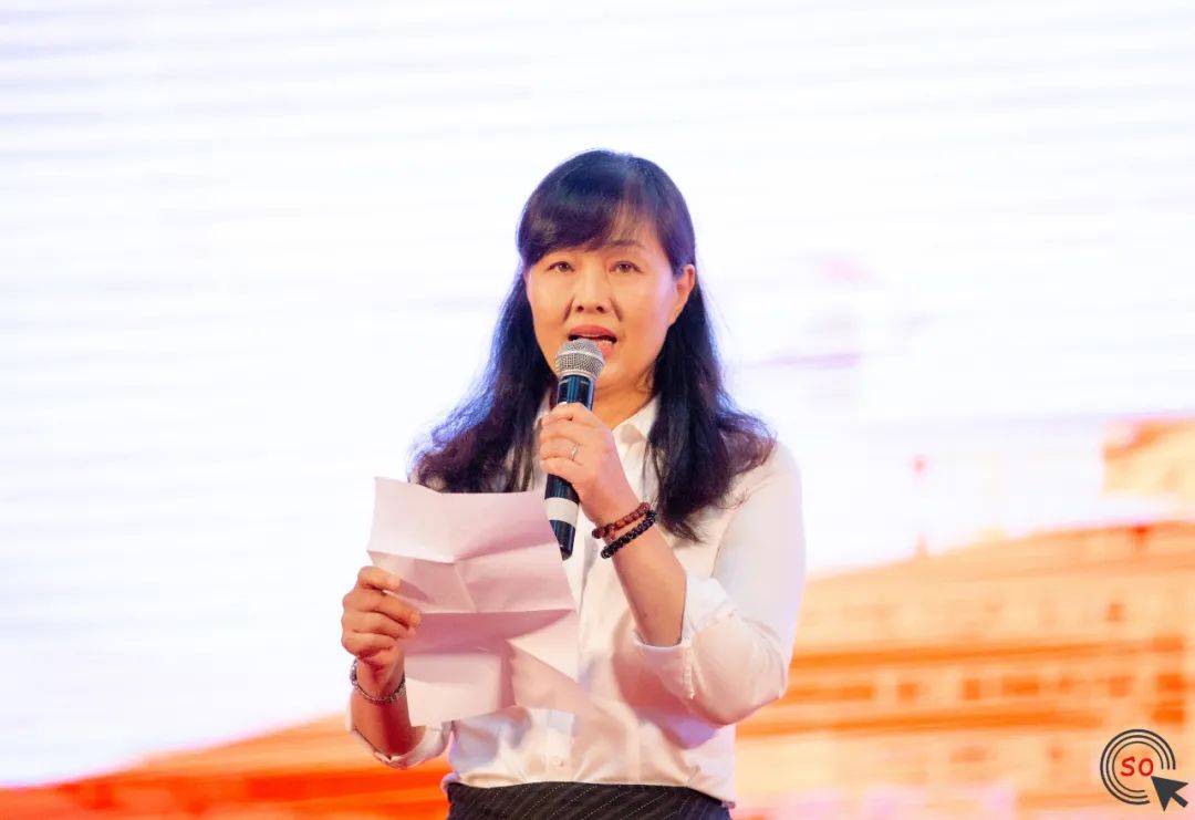 白塔中学2019年庆祝视频,白塔中学表彰大会