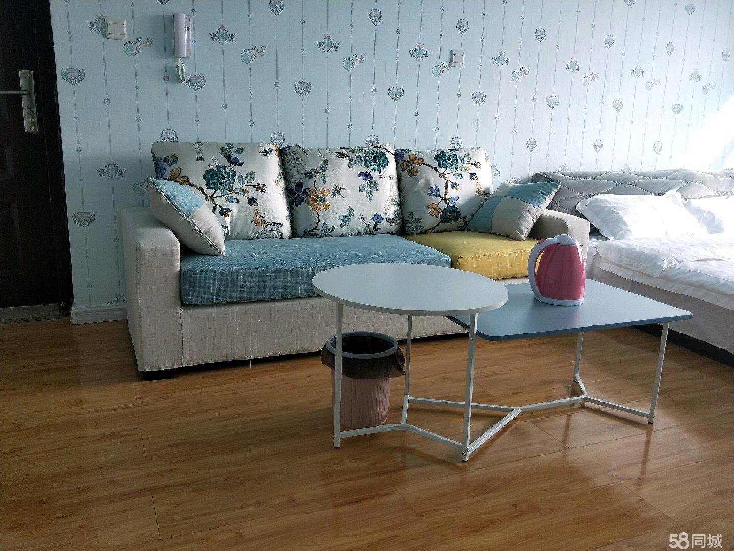 鍖楁鎴垮瓙杞 (瑁呬慨浜嗕竴骞寸殑鎴垮瓙鏋佺畝鍖楁)