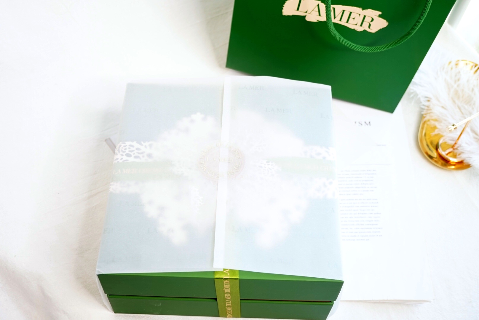 海蓝之谜臻璨焕活精华油测评,海蓝之谜鎏金焕颜精华适合混油吗