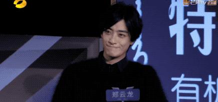 一开始我以为爱上了实力派，没想到他们还全是梗王