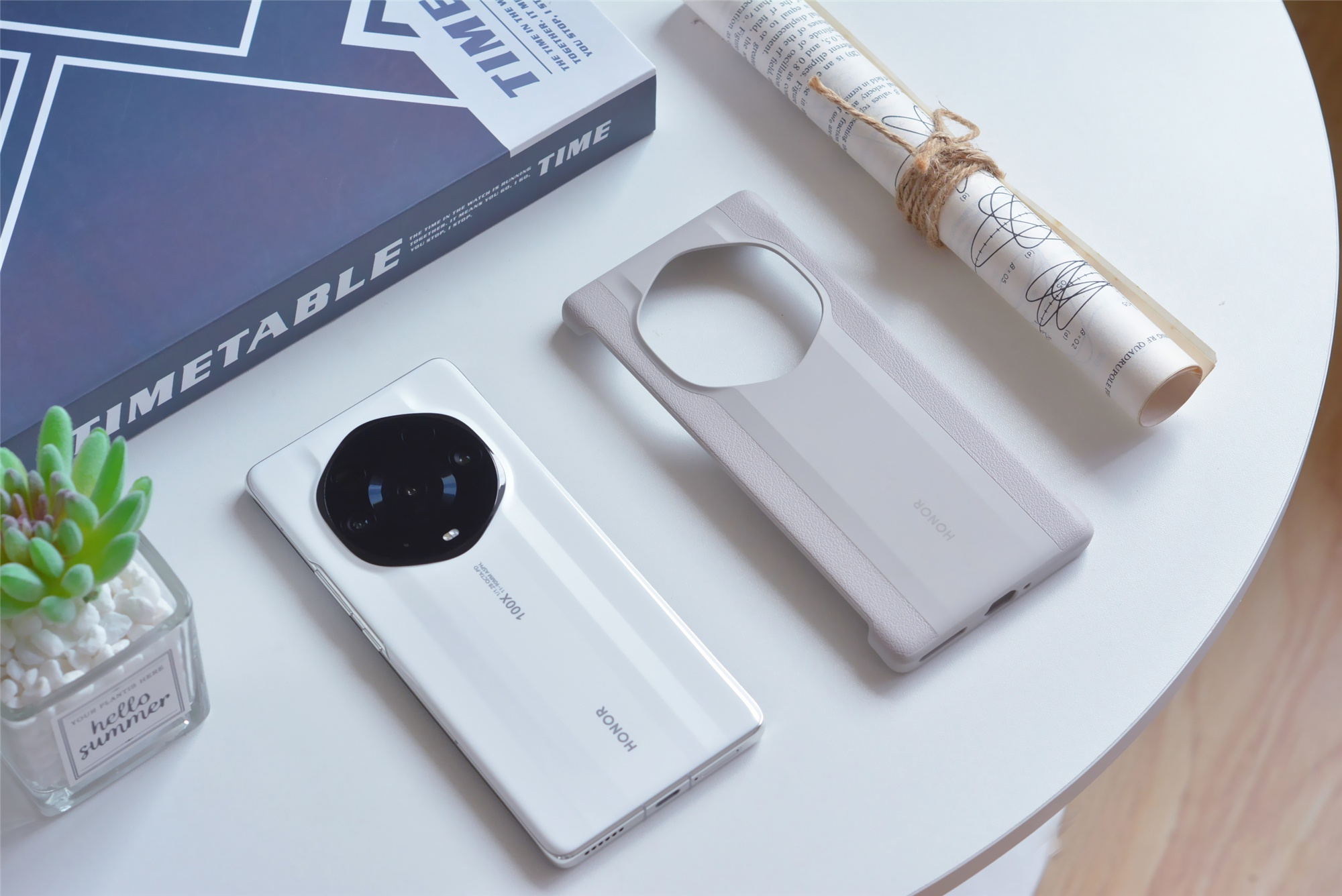 荣耀Magic4升级很大,5160mAh+89°曲面屏+1.92亿像素,值得等