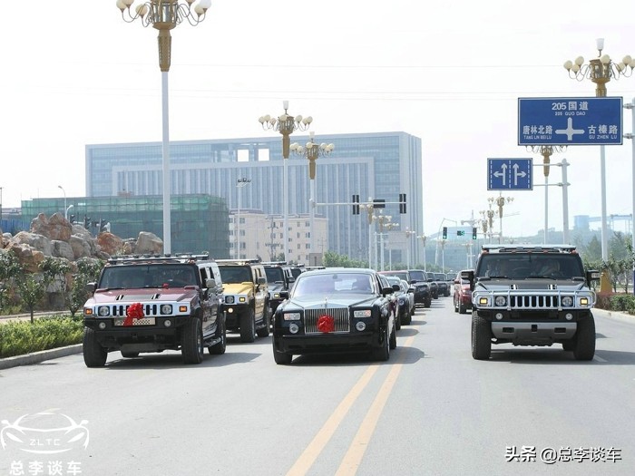 比丰田rav4高一个档次的车是什么,哪款车内饰像丰田rav4