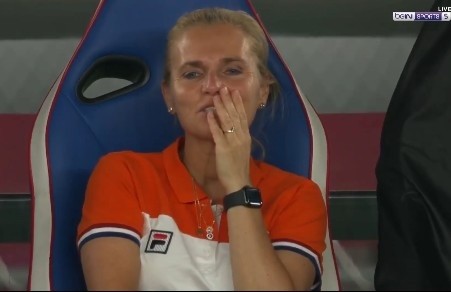 女足亚洲杯贾秀全说了什么,贾秀全说女足要几代才能翻身