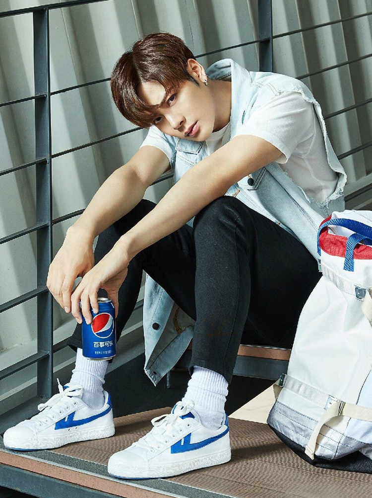 女生需要哪些基础款鞋子,男生鞋子推荐有哪些款式