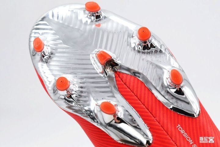 adidasnemeziz19.1梅西专属配色,阿迪达斯nemeziz19.1梅西配色