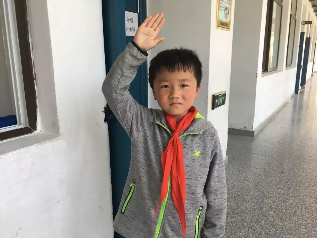 中牟县晨阳路学校张懿茁：拾金不昧好少年，传递校园正能量！