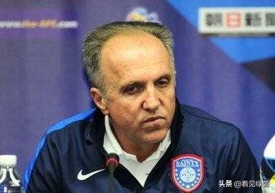 中超球员吉翔,上港边后卫吉翔