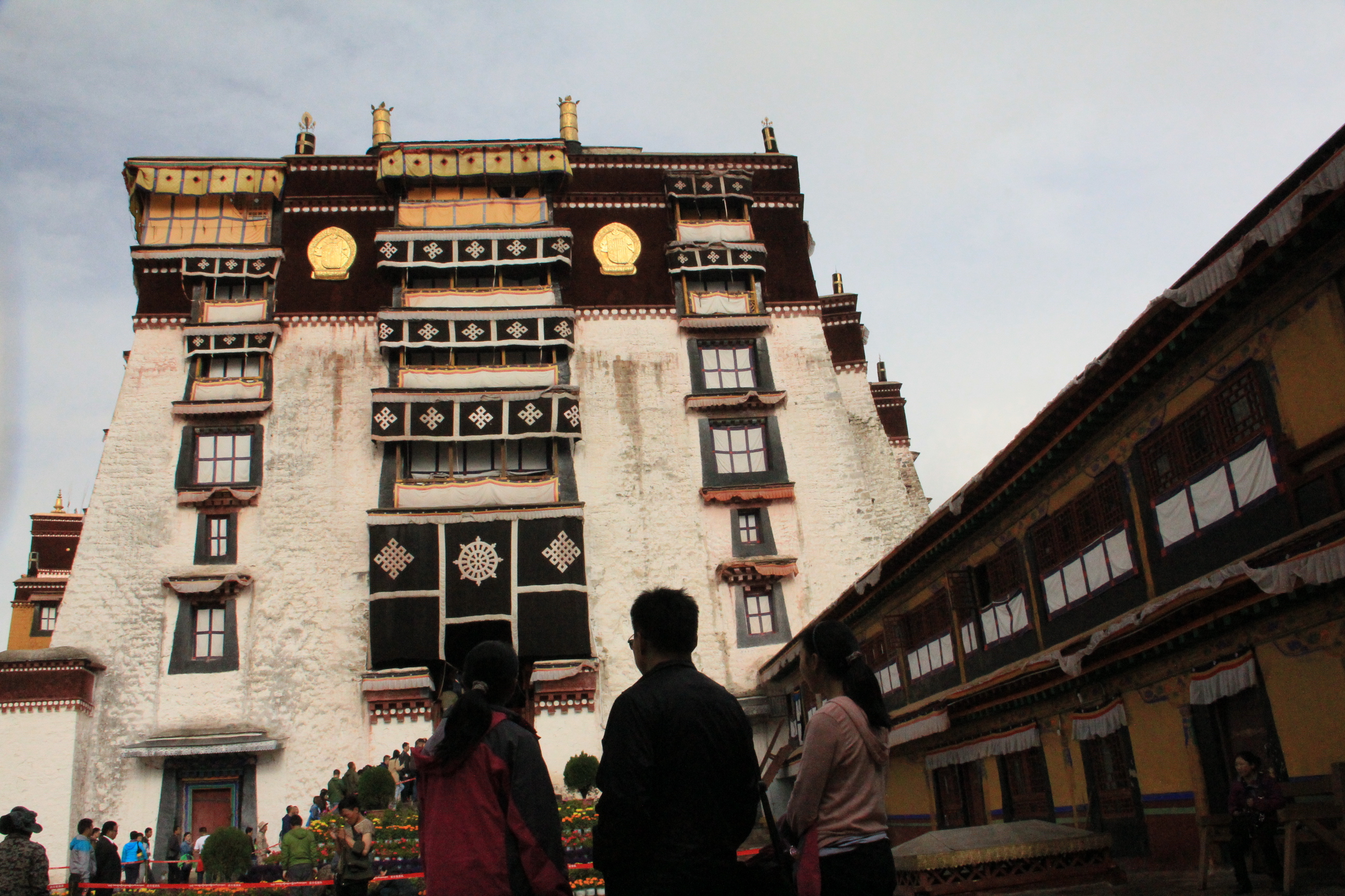 布达拉宫与观世音菩萨,雪域之巅布达拉宫观音