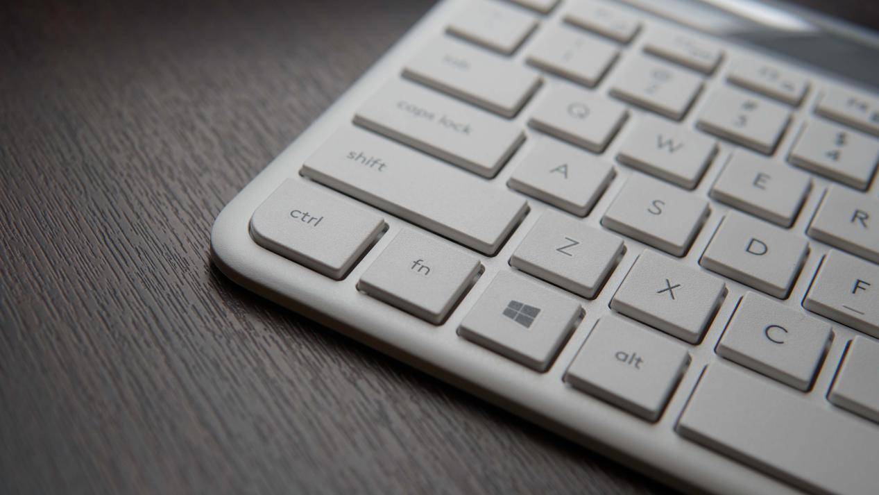 罗技MK470键鼠套装评测:轻松搭建无线办公环境,轻薄静音好体验