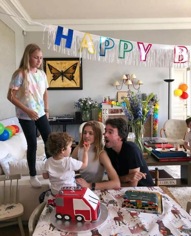 俄罗斯乡下水果妹，她凭什么头婚嫁英国贵族，二婚成LV太子妃？