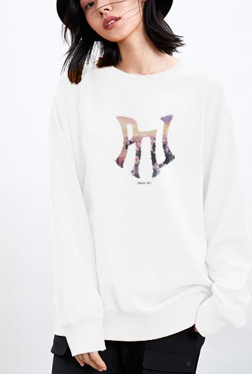 贝克汉姆喜欢穿的足球鞋,贝克汉姆很喜欢穿长袖球衣