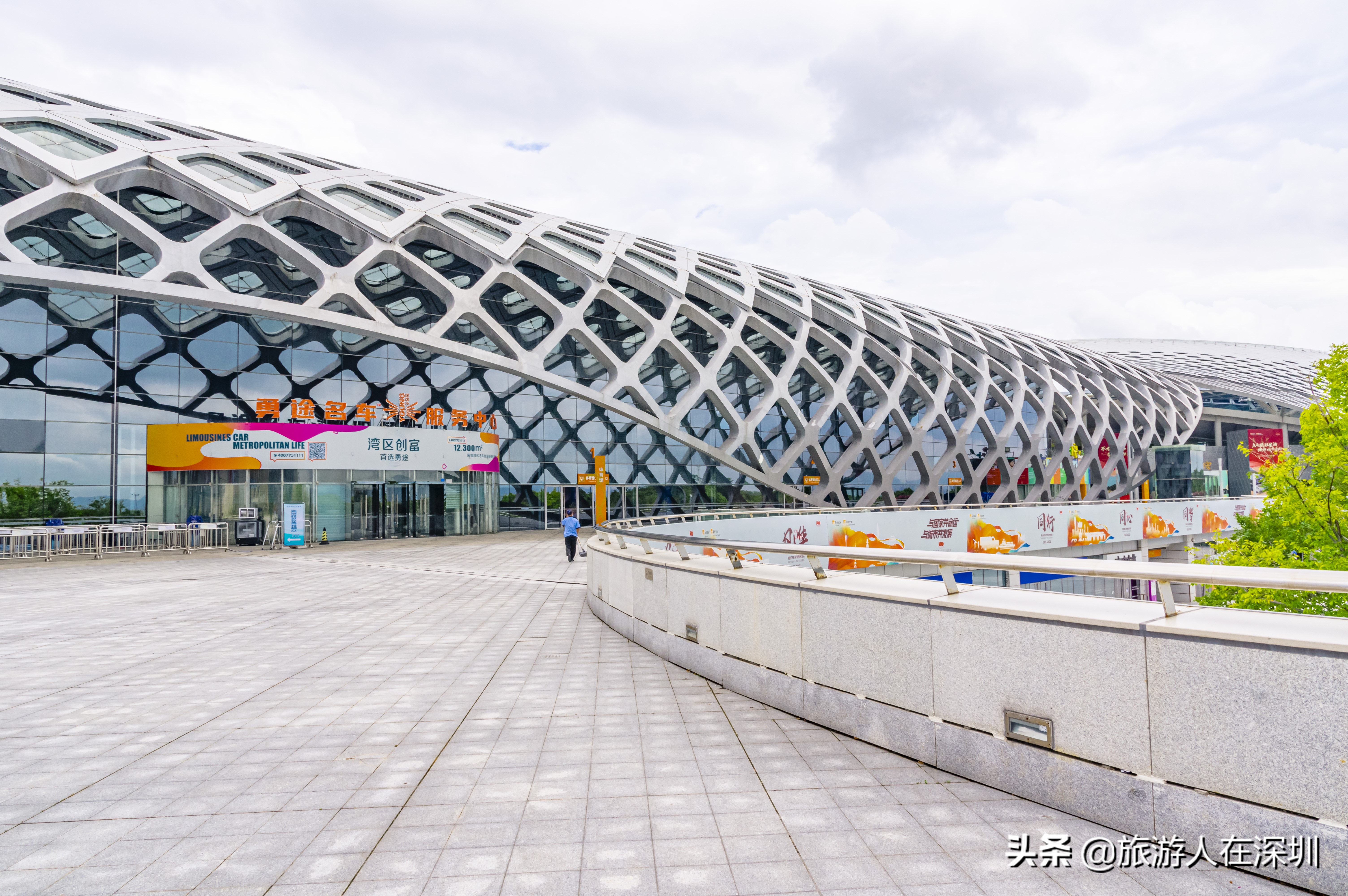 现代建筑北京鸟巢,深圳湾体育中心建筑物