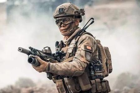 潘长江国家一级演员称号还有吗,潘长江为什么能成为正师级