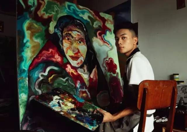 16岁男生上课画画被骂,15岁男孩画画被老师责备