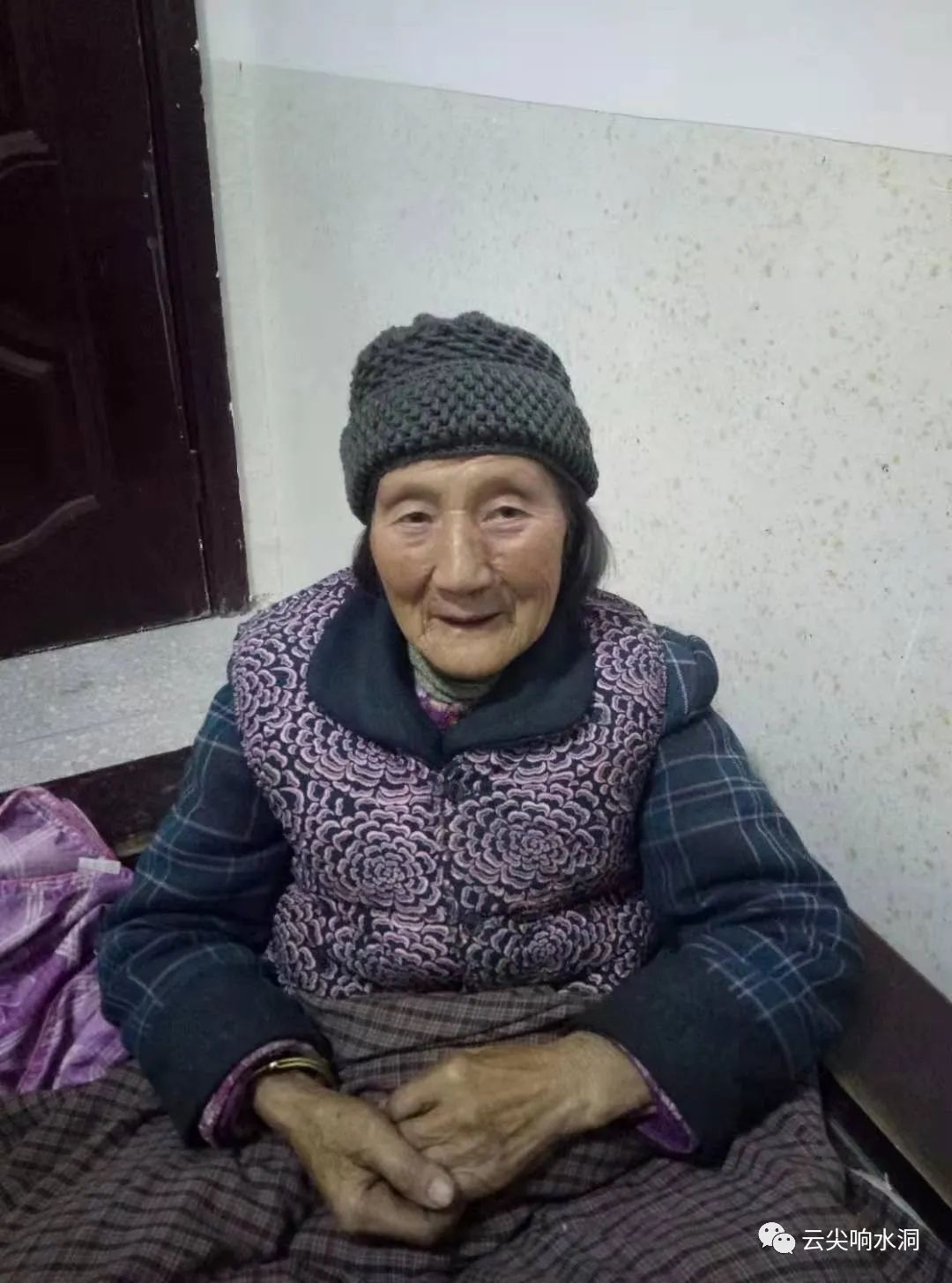 接生婆助产婴儿,接生婆接生宝宝