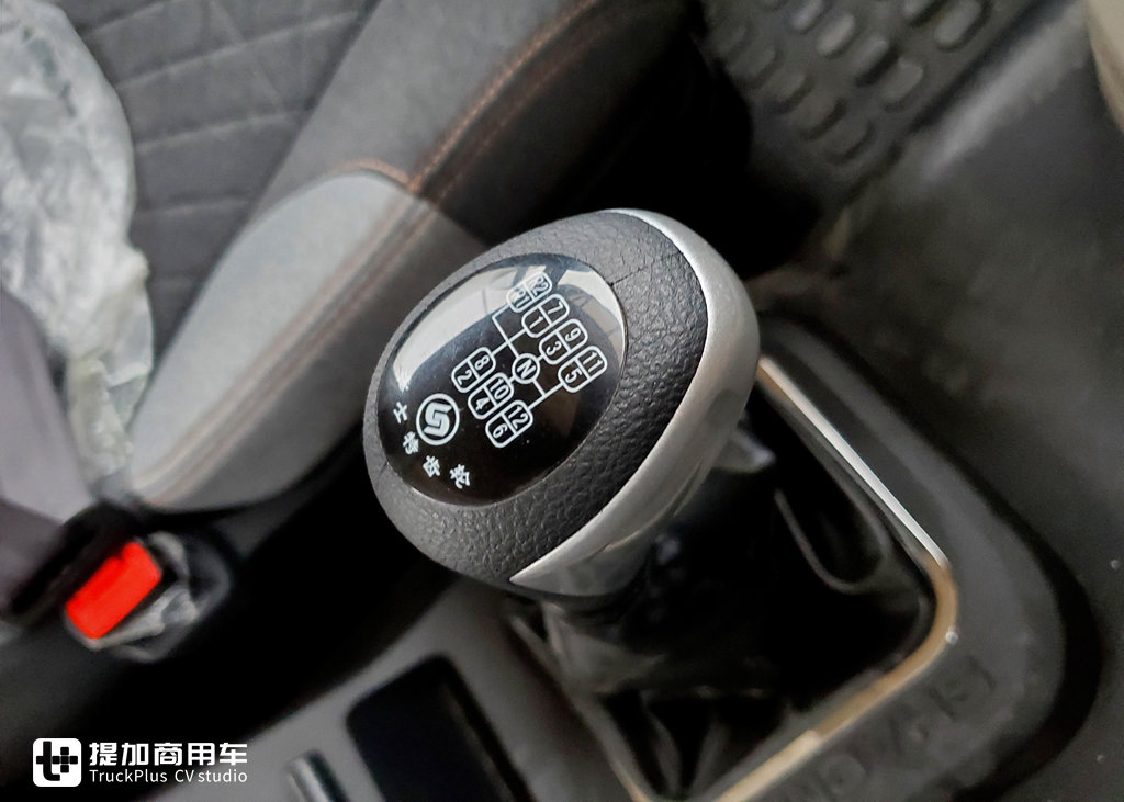 德龙新m3000矮顶牵引车感受,前脸加长改装